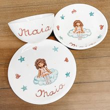 Cargar imagen en el visor de la galería, Vajilla infantil para niña (Pintada a mano) - Arte y Pureza